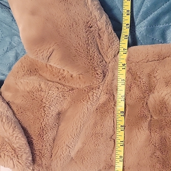 Zara-KIDS-Pink Faux Fur Hooded Coat-Size 9 - Picture 14 of 15